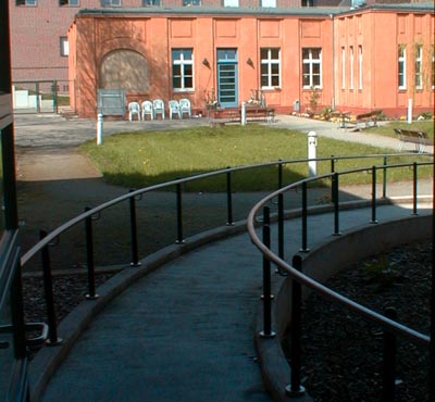 Access to the clinic garden from the gerontopsychiatric ward